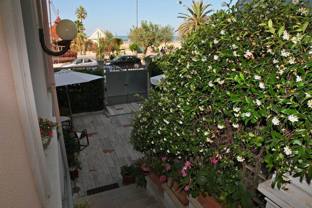 Villa L'Aurora Pescara Exterior foto